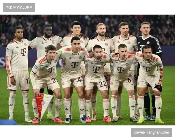 德甲球迷调查显示冠军悬念消散各队焦点转向前四席位激烈竞争